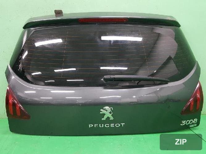 Peugeot 3008 2015 — дверь багажника задняя 4