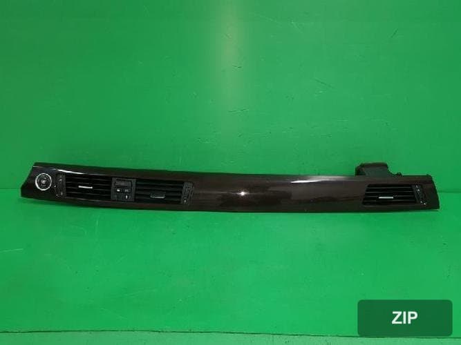 BMW 3 Series 2011 — панель приборов 7 132 851