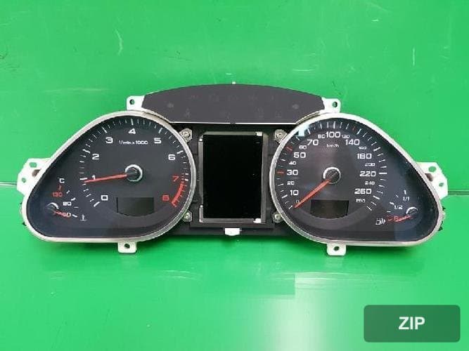 Audi A6 2010 — приборная панель 4F0920901M