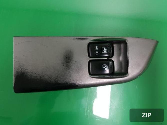 Kia Bongo 2008 — выключатель стеклоподъемника 83570 4E000
