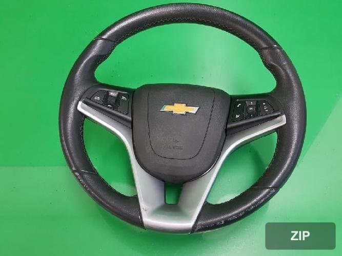 GM Daewoo Orlando 2012 — рулевое колесо 9552