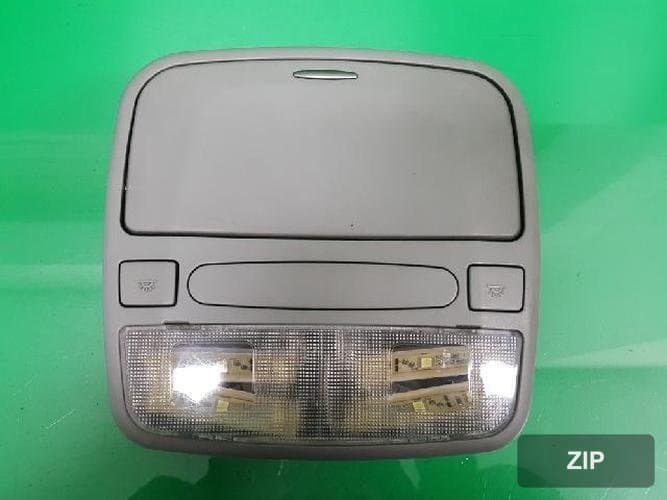 Kia Opirus 2010 — плафон внутренний 928303F02226