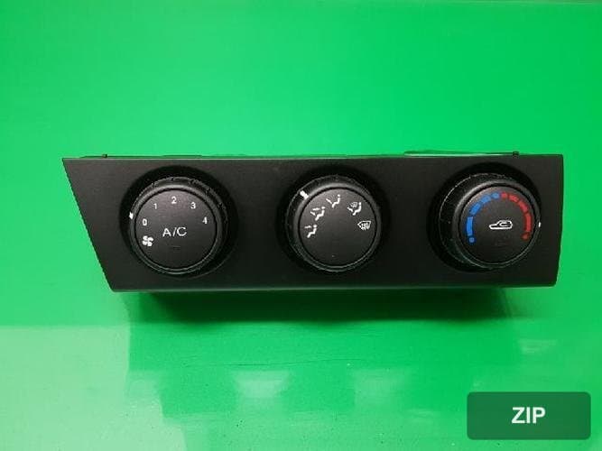 KG Mobility Korando 2017 — переключатель печки/кондиционера 68700 31031