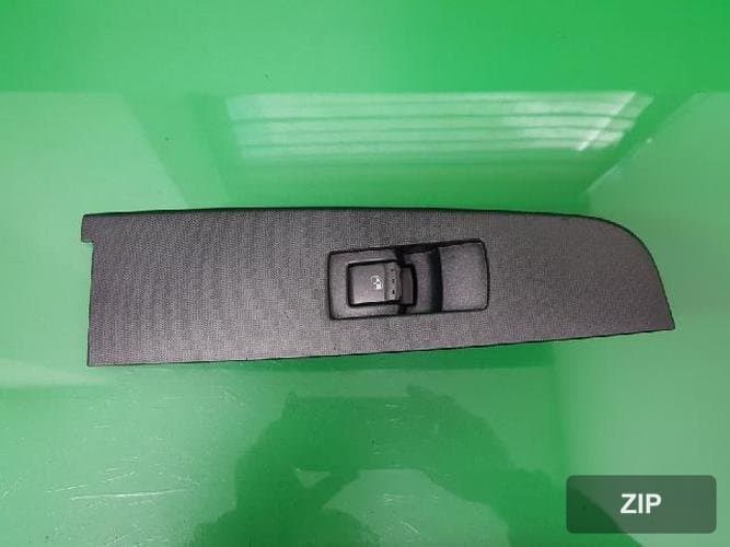 KG Mobility Actyon 2011 — выключатель стеклоподъемника