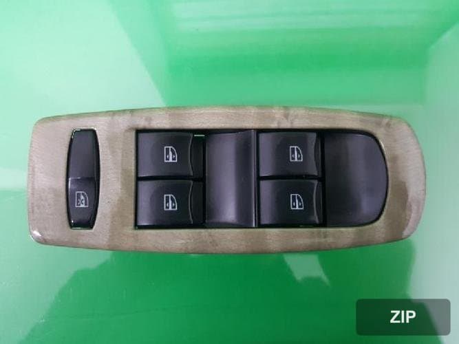 Renault QM5 2008 — переключатель стеклоподъёмника левый передний 25401JY40B
