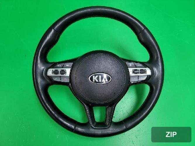 Kia K7 2016 — рулевое колесо