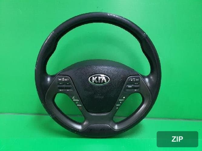 Kia K3 2014 — рулевое колесо