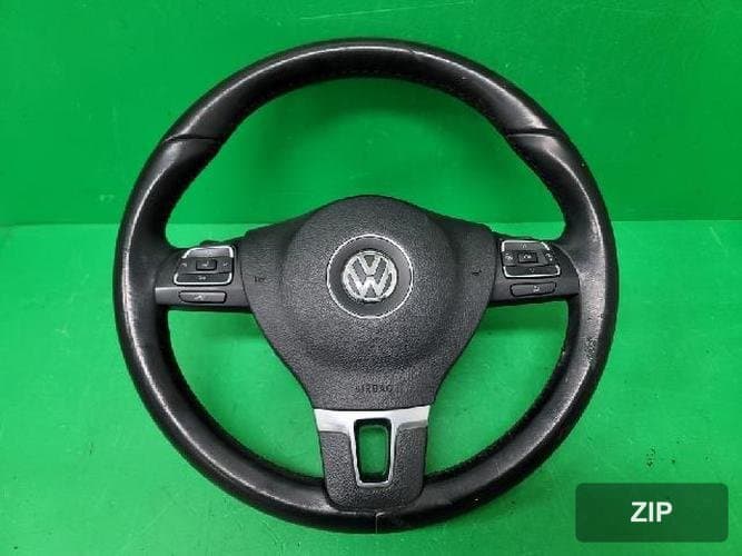 Volkswagen CC 2015 — рулевое колесо 2
