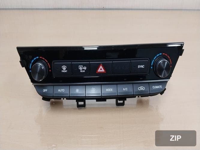 Hyundai Aslan 2016 — блок управления кондиционером 97250F5011