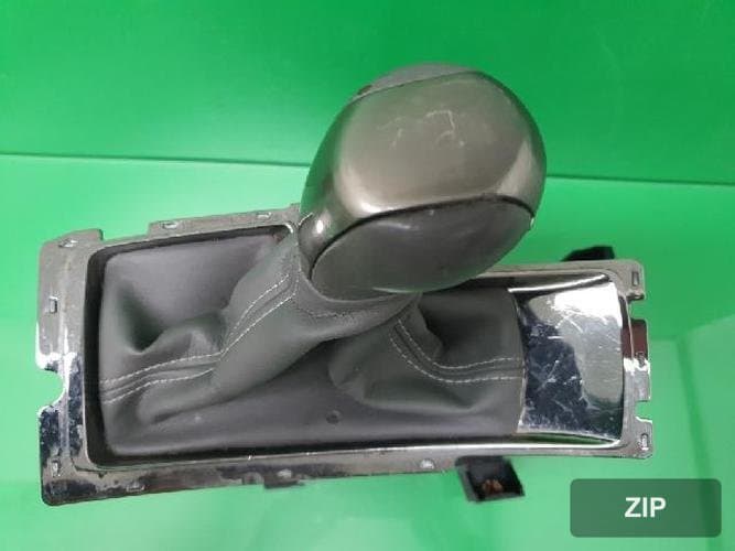 GM Daewoo Alpheon 2012 — рычаг переключения передач