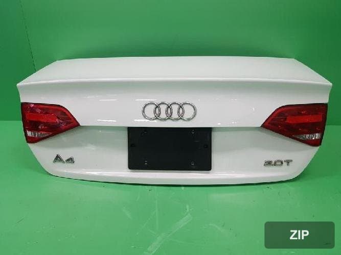 Audi A4 2009 — крышка багажника