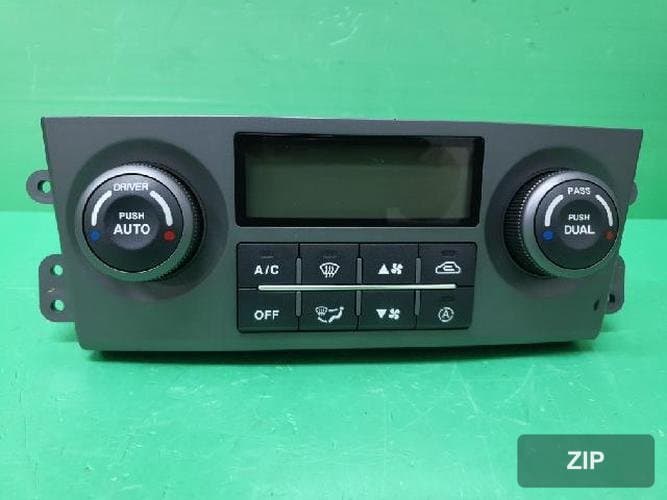 Kia Sorento 2007 — блок управления климат-контролем 972503E2818W