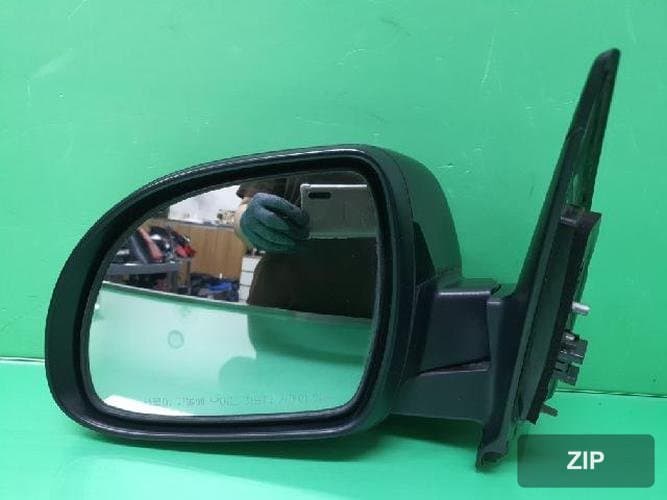 KG Mobility Korando 2011 — зеркало боковое левое