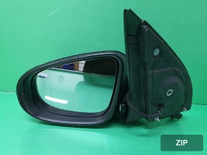 Volkswagen Golf 2010 — зеркало боковое левое 5K0 857 933 B