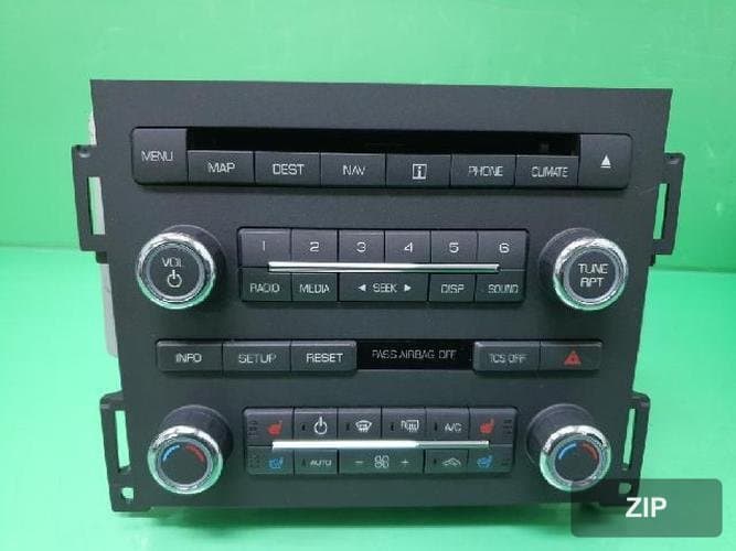 Ford MKS 2011 — AV система 1