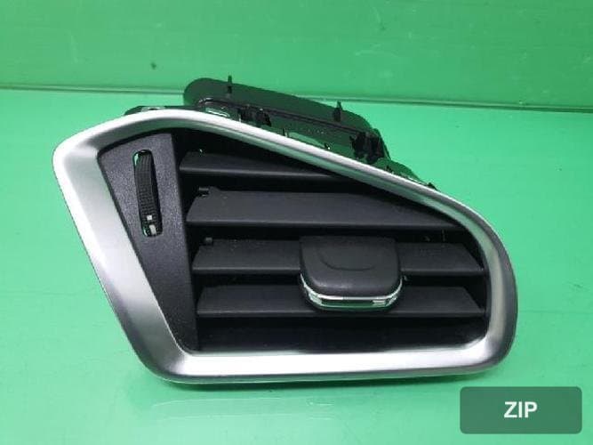 Citroën DS4 2013 — панель приборной доски (2)