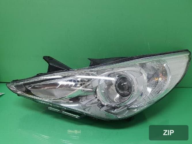Hyundai Sonata 2010 — фара левая