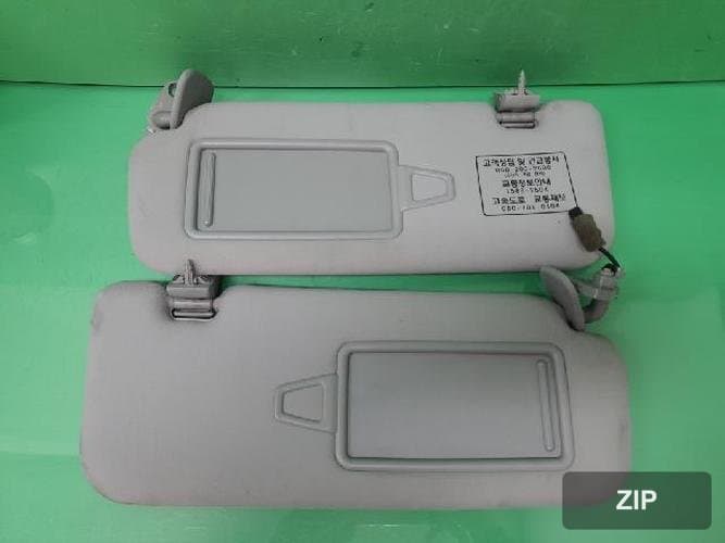 Kia K7 2013 — солнцезащитный козырек правый