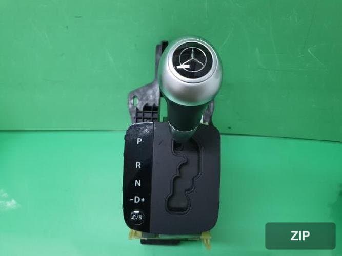 Mercedes-Benz B-Class 2011 — рычаг переключения передач