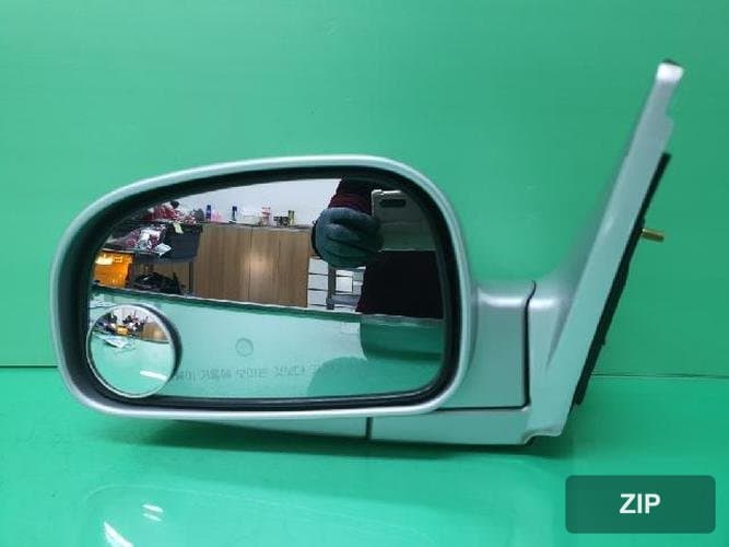Hyundai Santa Fe 2005 — боковое зеркало левое