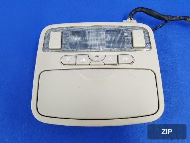 Hyundai Avante 2005 — плафон салонный 928702D500ZR 2