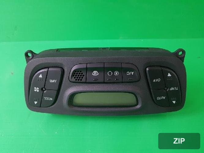 Hyundai Santa Fe 2002 — блок управления кондиционером 9725026400OW