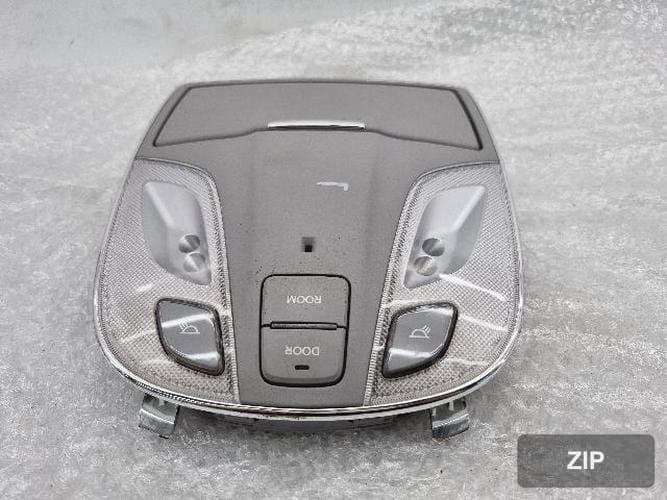 Hyundai Equus 2010 — плафон салона 928100-3NXXX