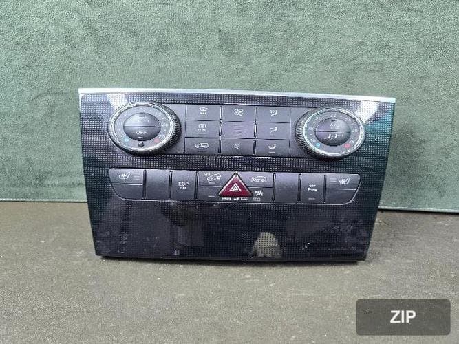 Mercedes-Benz M-класс 2009 — блок управления климатом A251 870 22 90