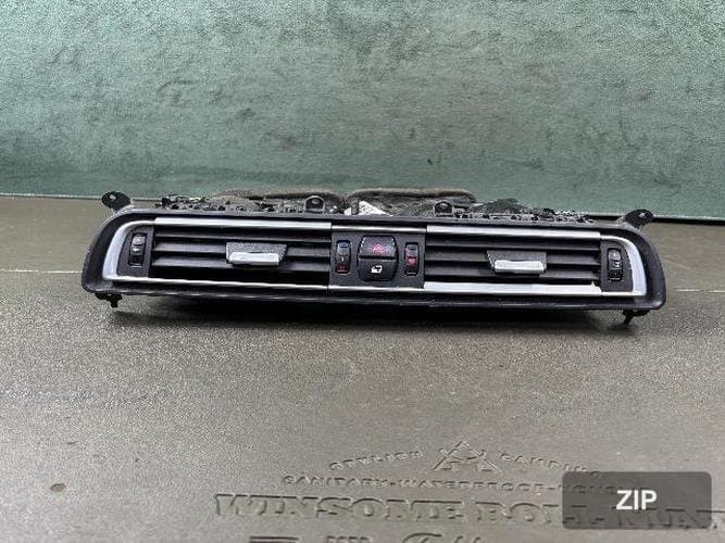 BMW 7 Series 2013 — воздуховод 6422-9115859-08