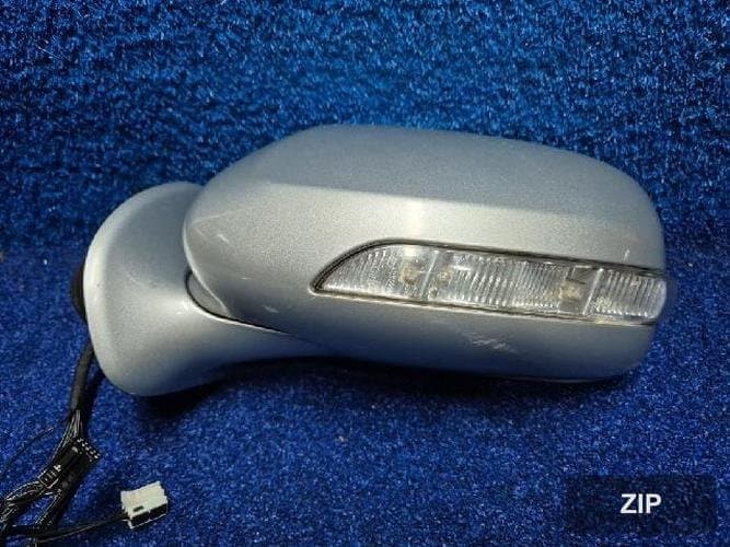 Mercedes-Benz E-Class 2008 — зеркало левое