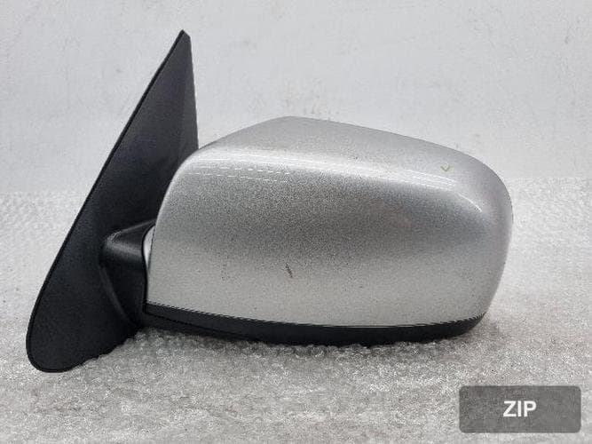 Hyundai Santa Fe 2007 — боковое зеркало левое (водительское)