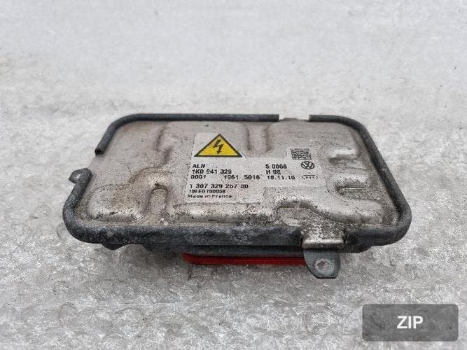 Volkswagen CC 2011 — HID балластный модуль 1K0 941 329 4