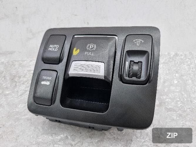 Hyundai Equus 2012 — кнопка/переключатель 93766-3N100