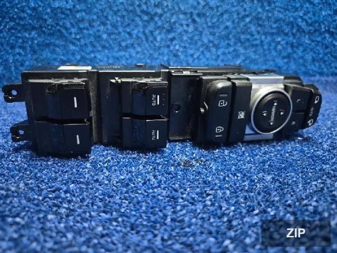 Kia K7 2019 — переключатель стеклоподъемника