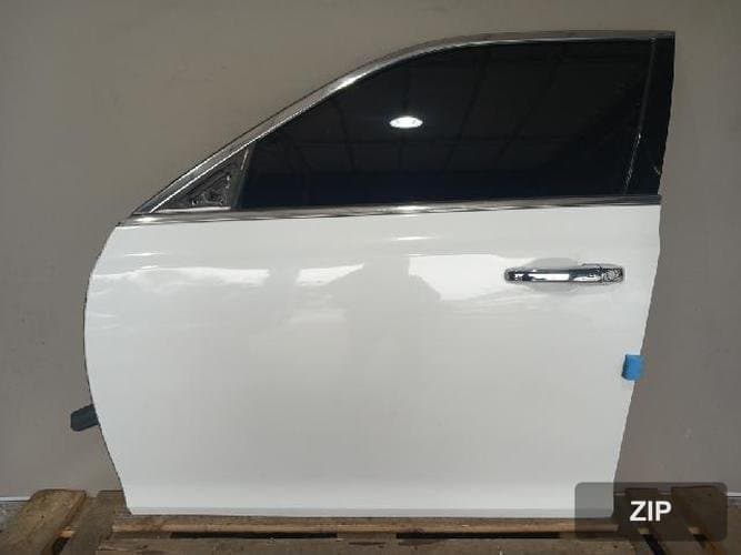 Chrysler 300 2014 — передняя дверь левая
