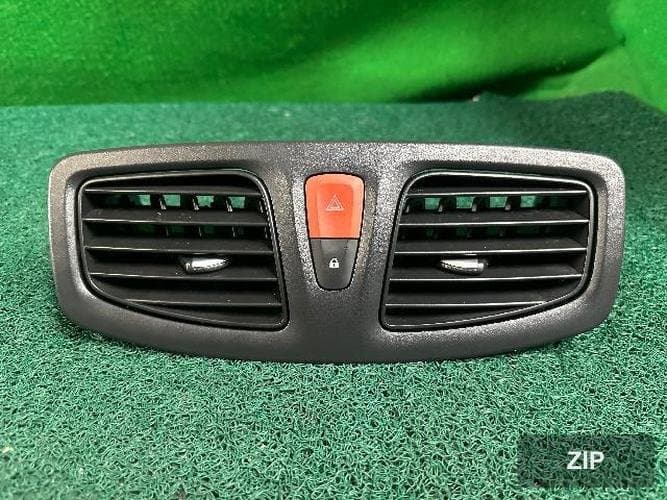 Renault SM3 2016 — дефлектор 1