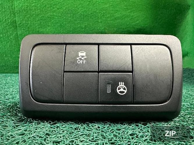 KG Mobility Korando 2013 — кнопка/переключатель обогрева руля