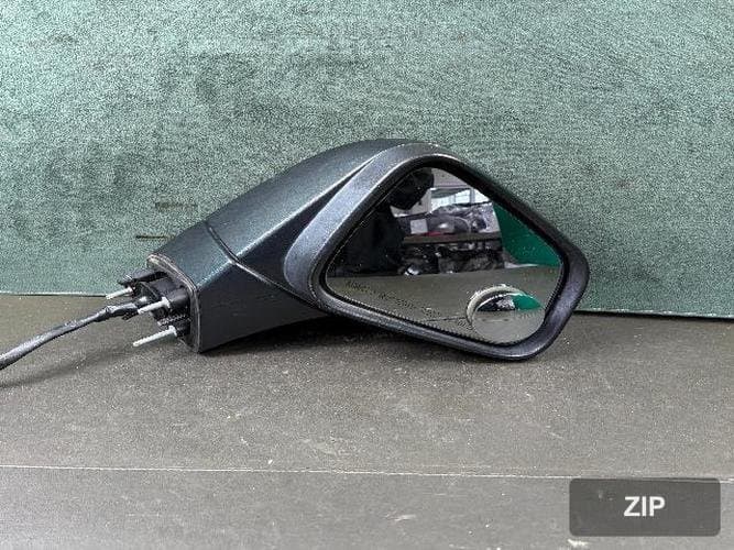 GM Daewoo Trax 2016 — зеркало заднего вида правое