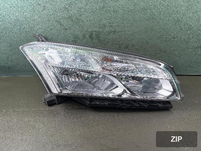 GM Daewoo Trax 2016 — фара правая
