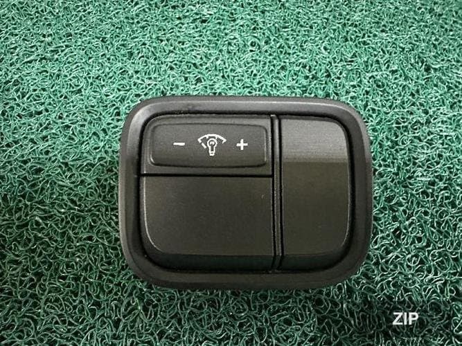Kia K5 2018 — кнопка/переключатель 1