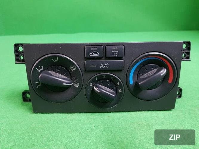 Hyundai Avante 2003 — переключатель управления отоплением/кондиционером 97250 2D810AX 1