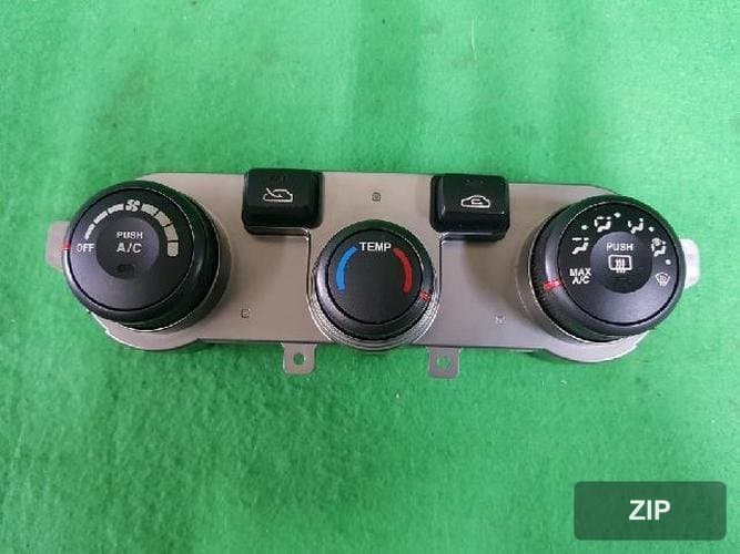 Kia Lotze 2006 — переключатель отопления/кондиционера 972502G100K2