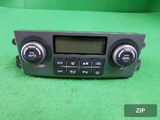 Kia Sorento 2007 — переключатель управления печкой и кондиционером 97250-3E280