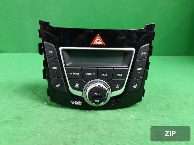 Hyundai i30 2012 — блок управления климат-контролем 97250-A5513