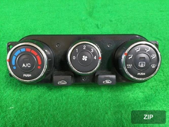 Hyundai Grandeur 2010 — панель управления климат-контролем 972503L046K7