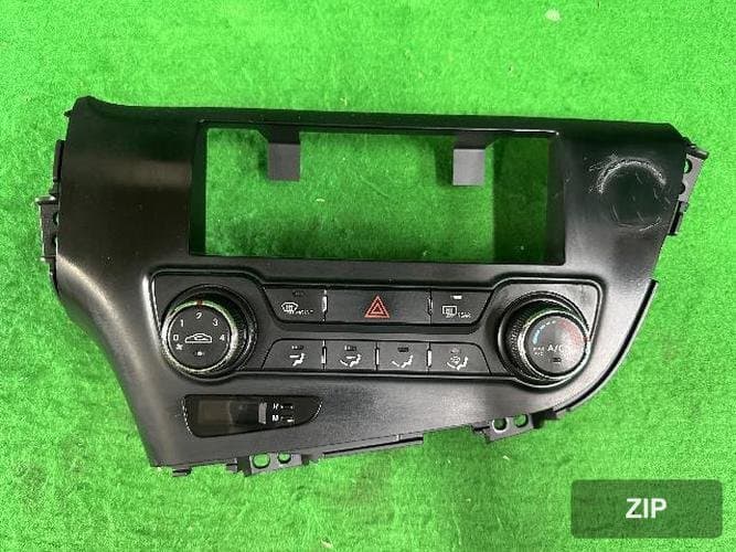 Kia K5 2012 — блок управления климат-контролем 972502T310