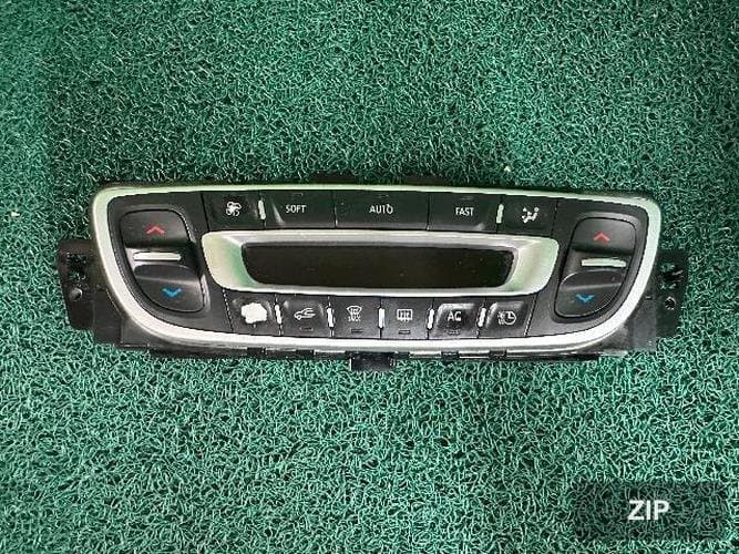 Renault SM3 2015 — переключатель управления кондиционером/отопителем 275103582R