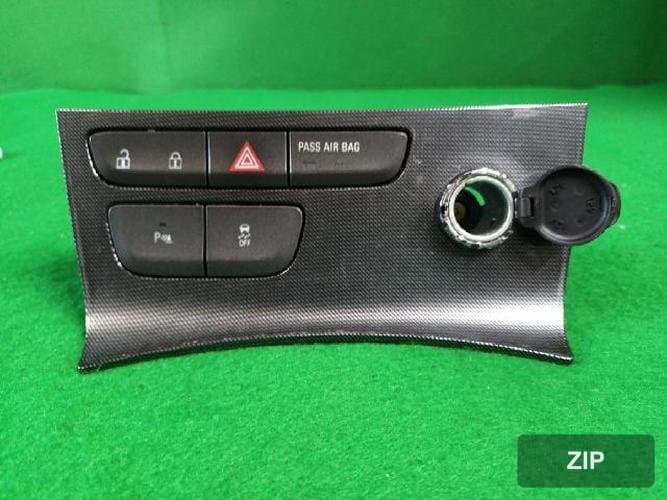 GM Daewoo Malibu 2012 — центральная консоль нижняя часть