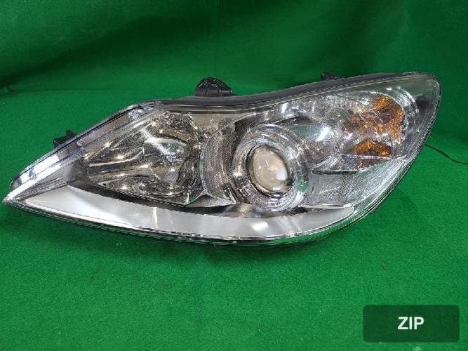 Hyundai Genesis 2010 — фара передняя левая HID