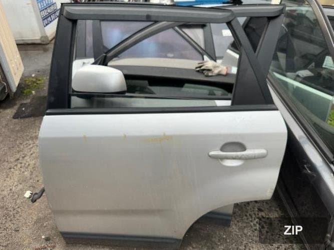 Kia Sorento 2011 — дверь задняя левая